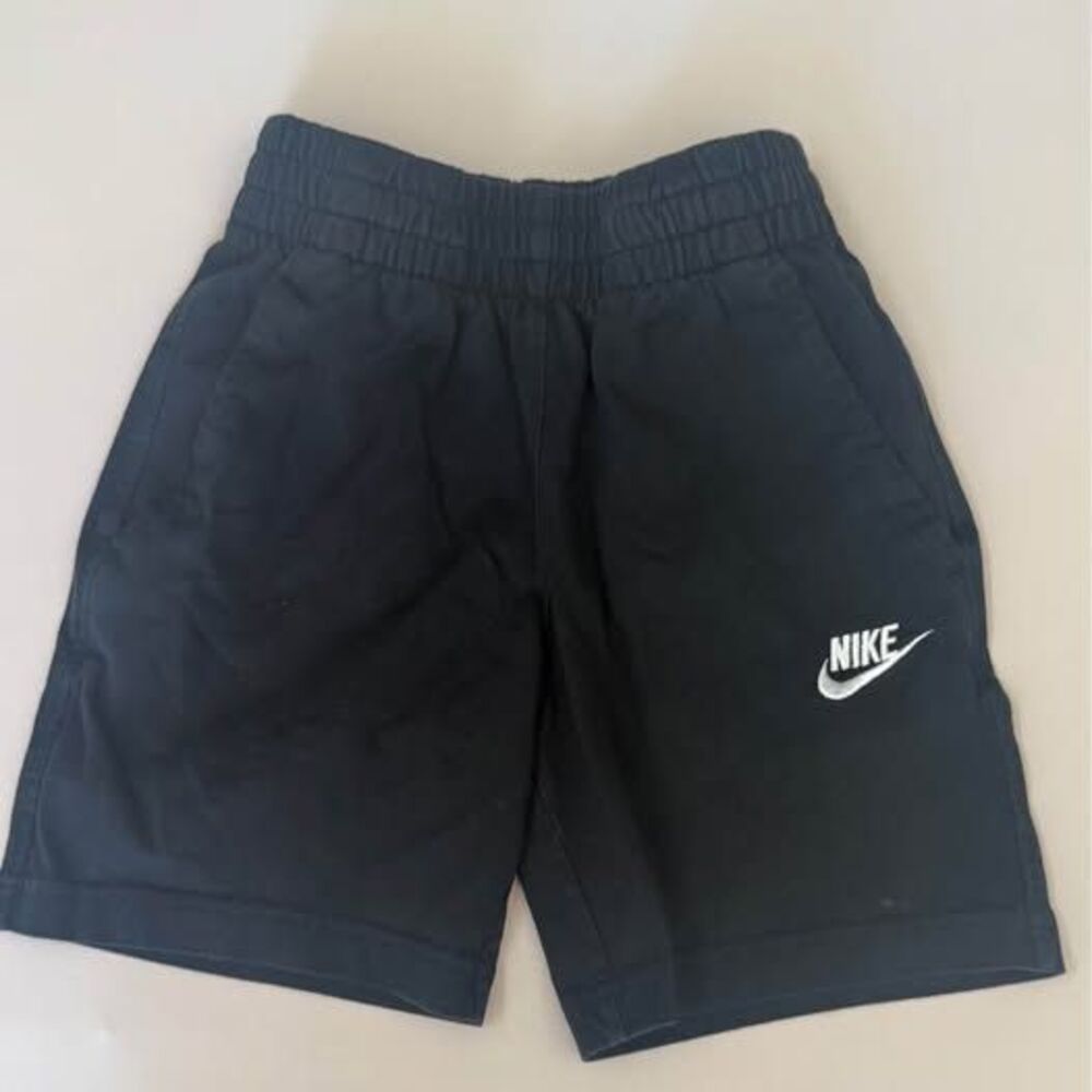 Boys Nike Shorts small